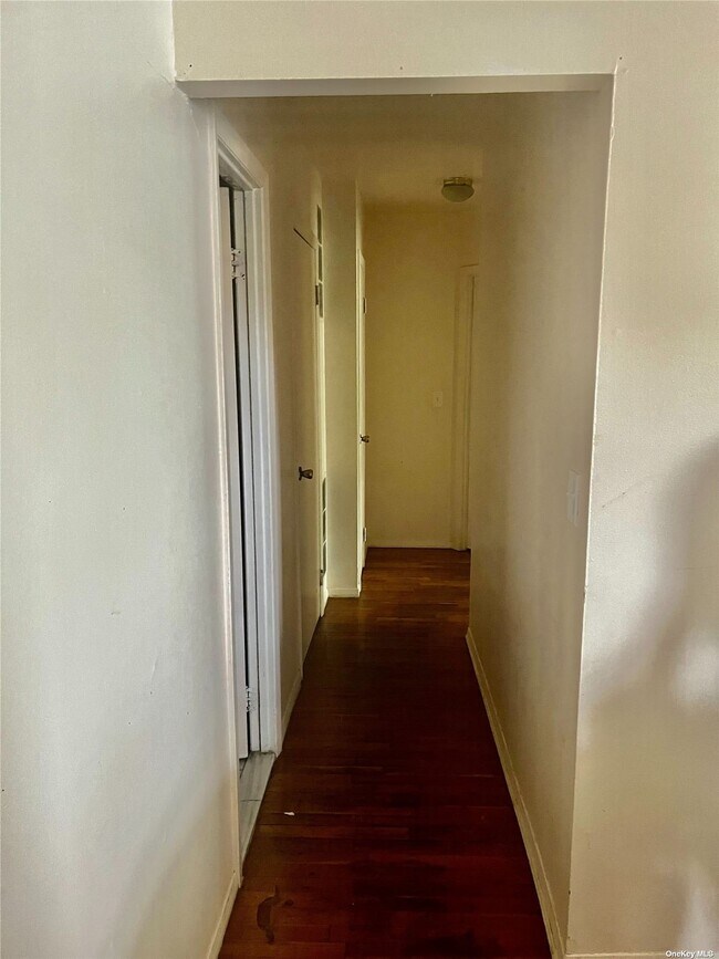 Building Photo - 707 Broadway