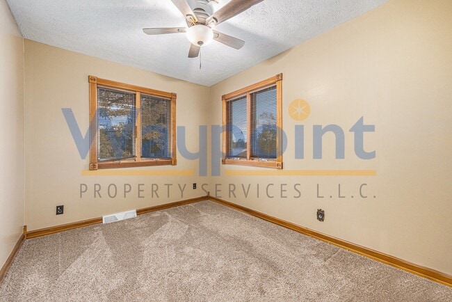 Building Photo - 4340 Brown Rd