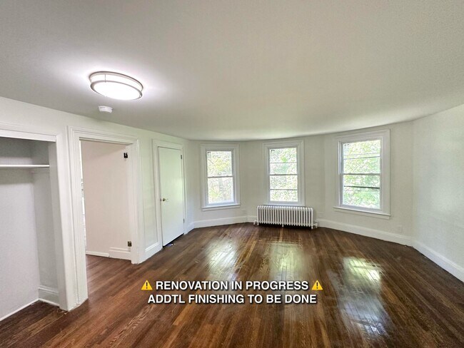 Building Photo - 137 Closter Dock Rd
