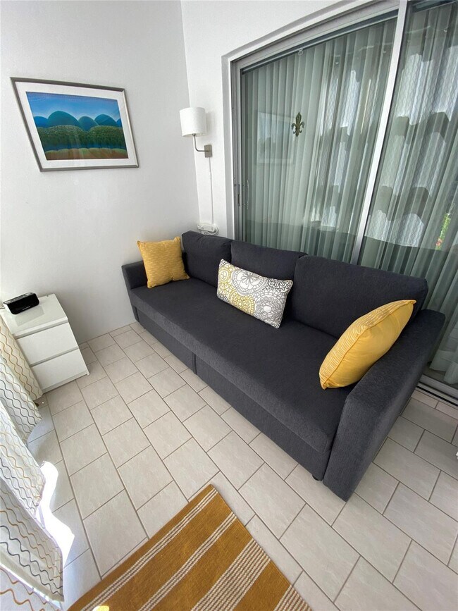 Building Photo - 1481 S Ocean Blvd