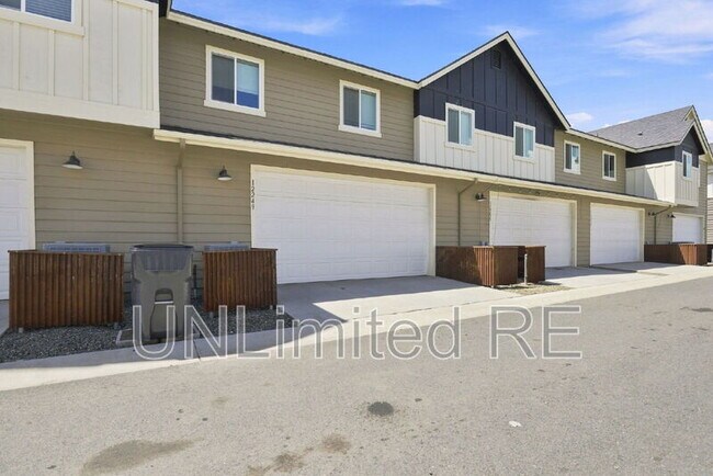 Building Photo - 12249 Curtis Ct