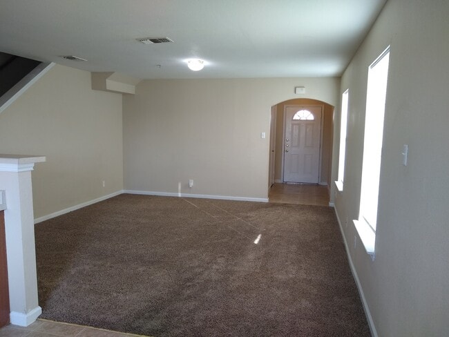 Building Photo - COMING SOON! 3 Bedroom Townhome Converse, TX