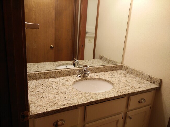 Bathroom - 12719 NE 83rd Ct