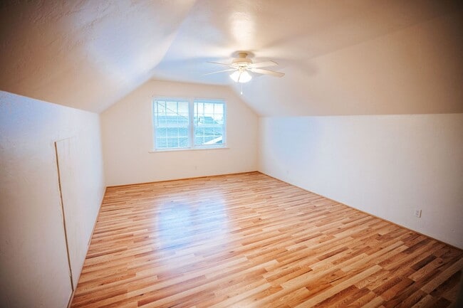 Building Photo - 3310 G St