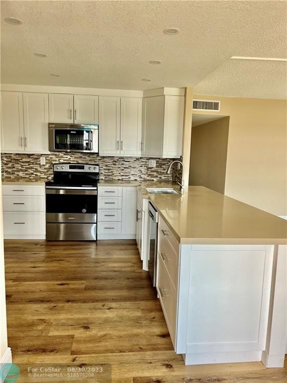 Building Photo - 10777 W Sample Rd