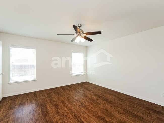 Building Photo - 12207 Siragusa