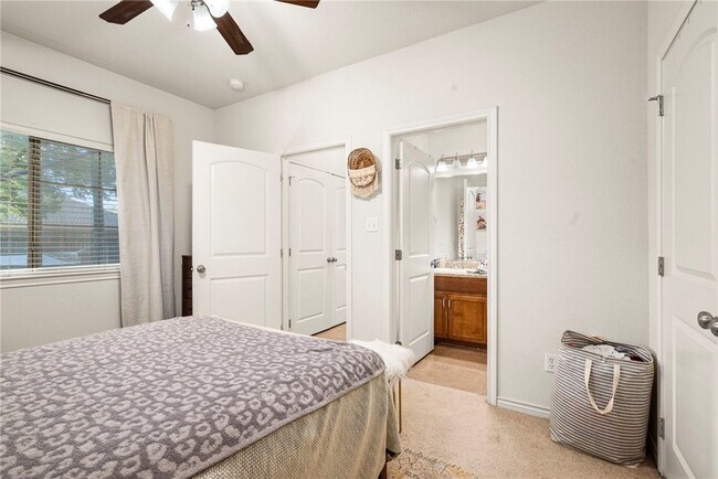 Building Photo - 4407 Reveille Rd