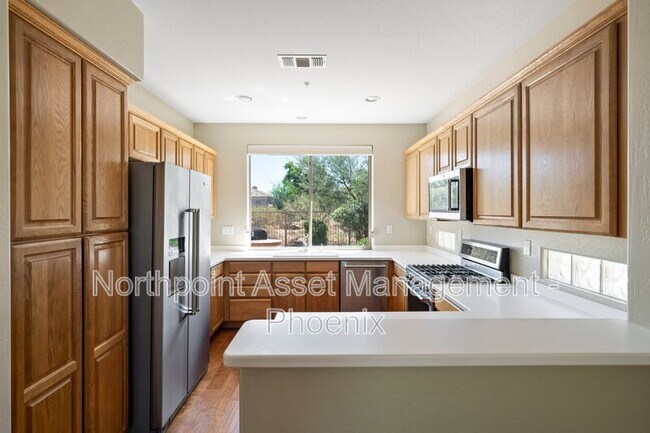 Building Photo - 7105 E Sleepy Owl Way