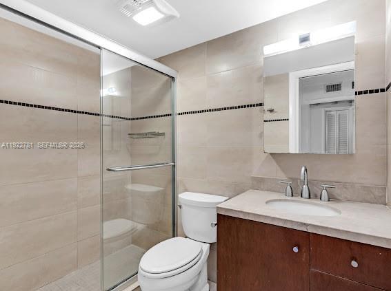 Building Photo - 3001 SW 1st Ave