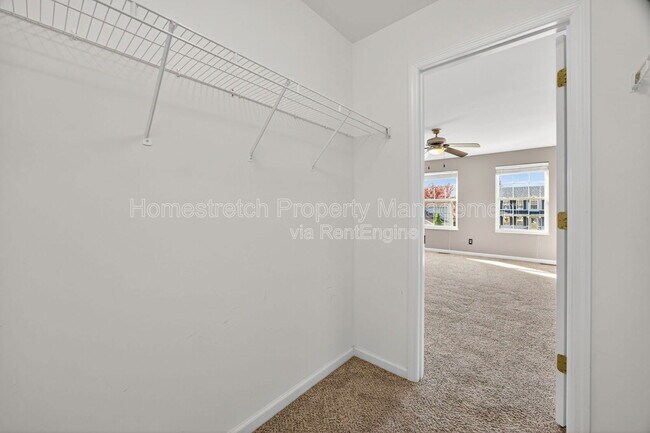 Building Photo - 820 Whisper Creek Ct