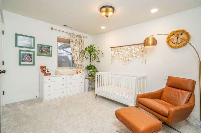 Building Photo - 2218 Gallatin Green Blvd