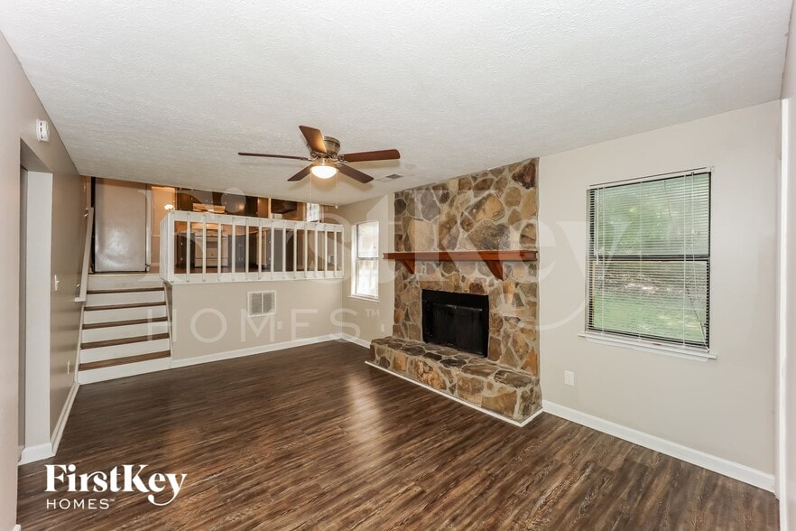 Building Photo - 3070 Creel Rd