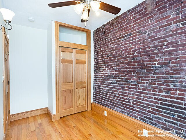 Building Photo - 46 Garden St