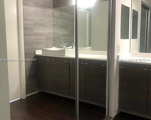 Master Bathroom and sliding mirror closet - 2972 NW 67th Ct