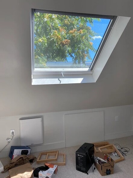 3rd floor skylight - 5A Evergreen Ave