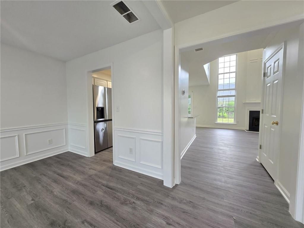 Building Photo - 4010 Ridgefair Dr