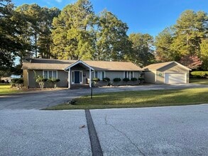 Building Photo - 4 Safe Haven Ct