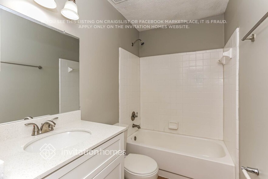 Building Photo - 8763 Hammond Forest Dr