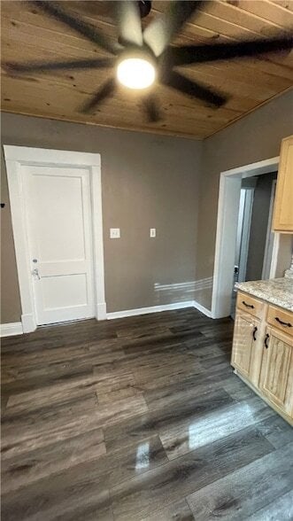 Building Photo - 247 Cedar Ave