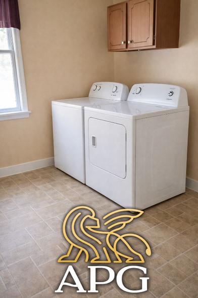 Building Photo - 951 Churchville Riga Rd