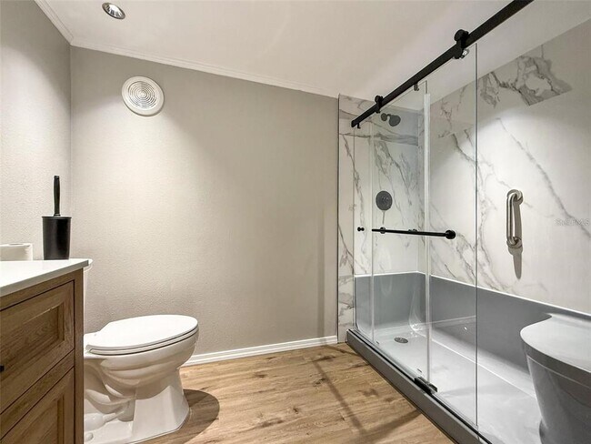 Building Photo - 5141 Oakland Hills Ave