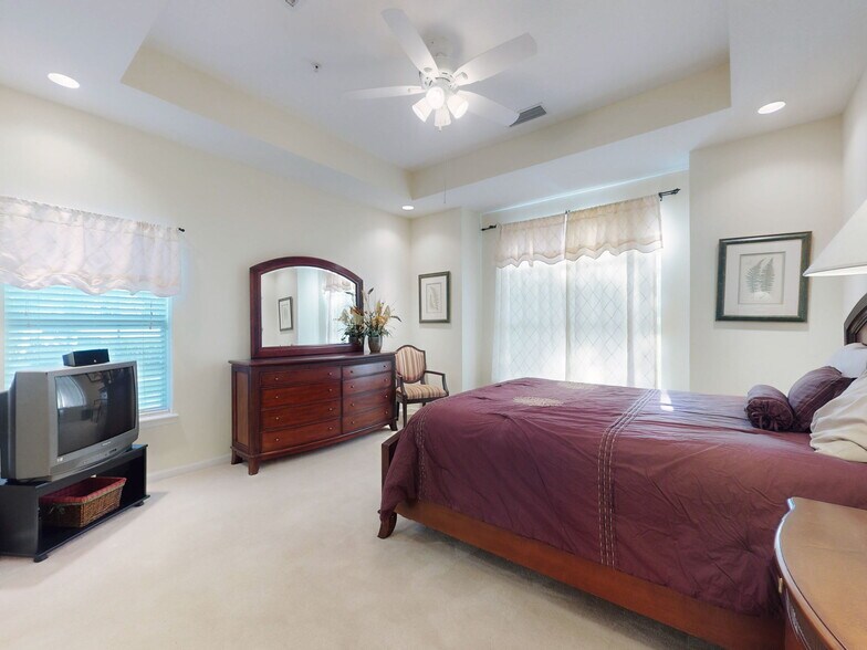 Building Photo - 1951 Turnbull Lakes Dr