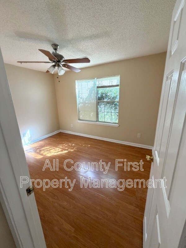 Building Photo - 2237 Hidden Creek Dr