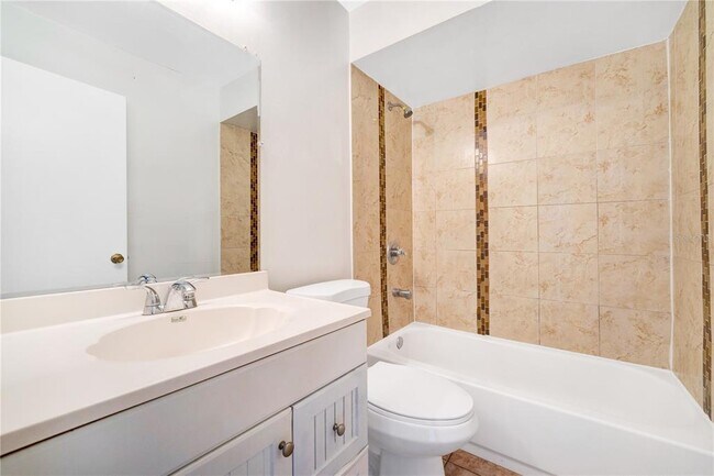 Building Photo - 39 Las Brisas Way