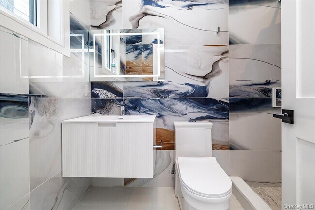 Building Photo - 622 W Penn St