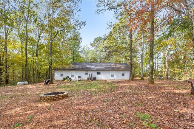 Building Photo - 1727 Oak Grove Church Rd