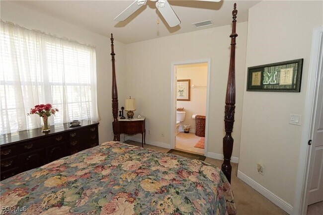 Building Photo - 5526 Cheshire Dr