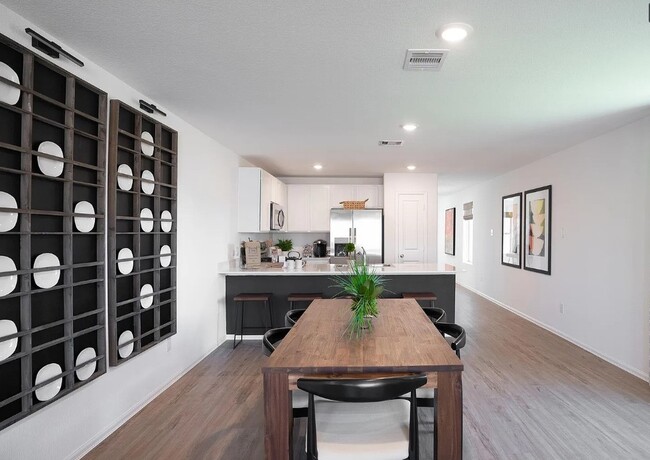 Building Photo - 430 Southern Magnolia Wy