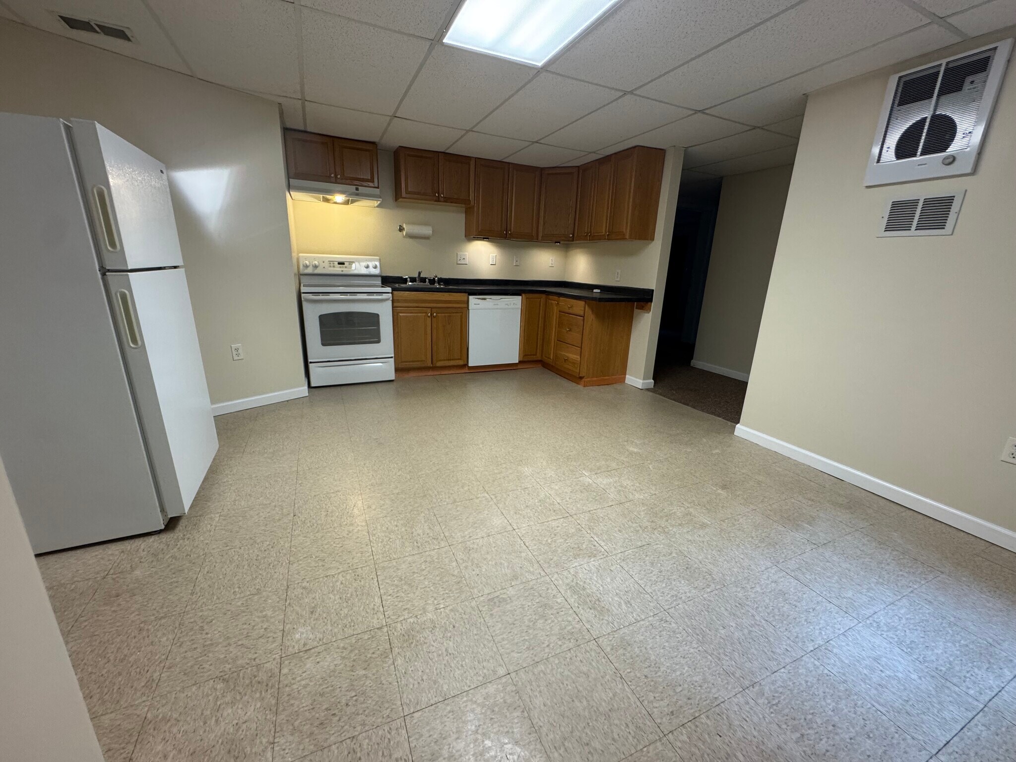 Building Photo - 1516 Jewett St