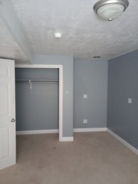 Building Photo - 3461 Jupiter Hills Dr