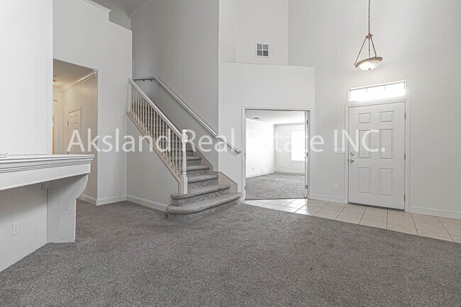Building Photo - 813 Boulder Ave