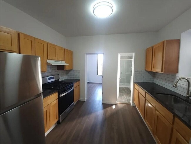 Building Photo - 4019 8th Ave