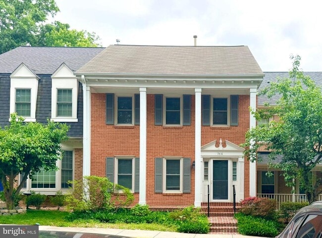Building Photo - 7418 Crestberry Ln
