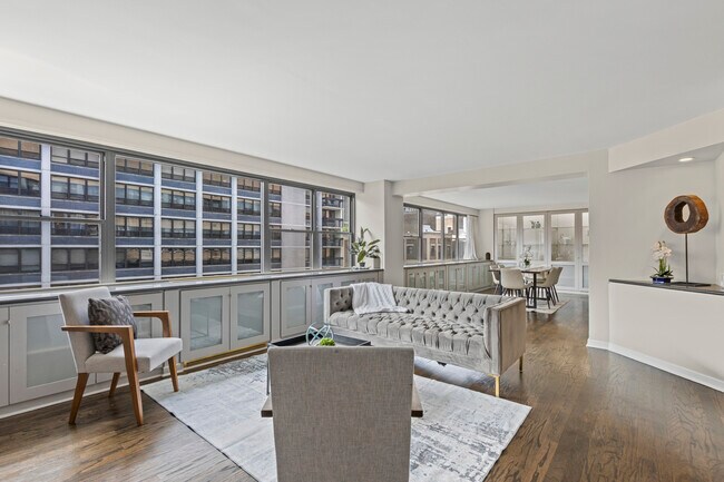 Building Photo - 850 N Dewitt Pl