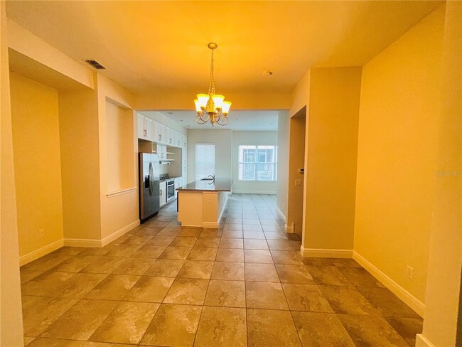 Building Photo - 561 Scotia Pl