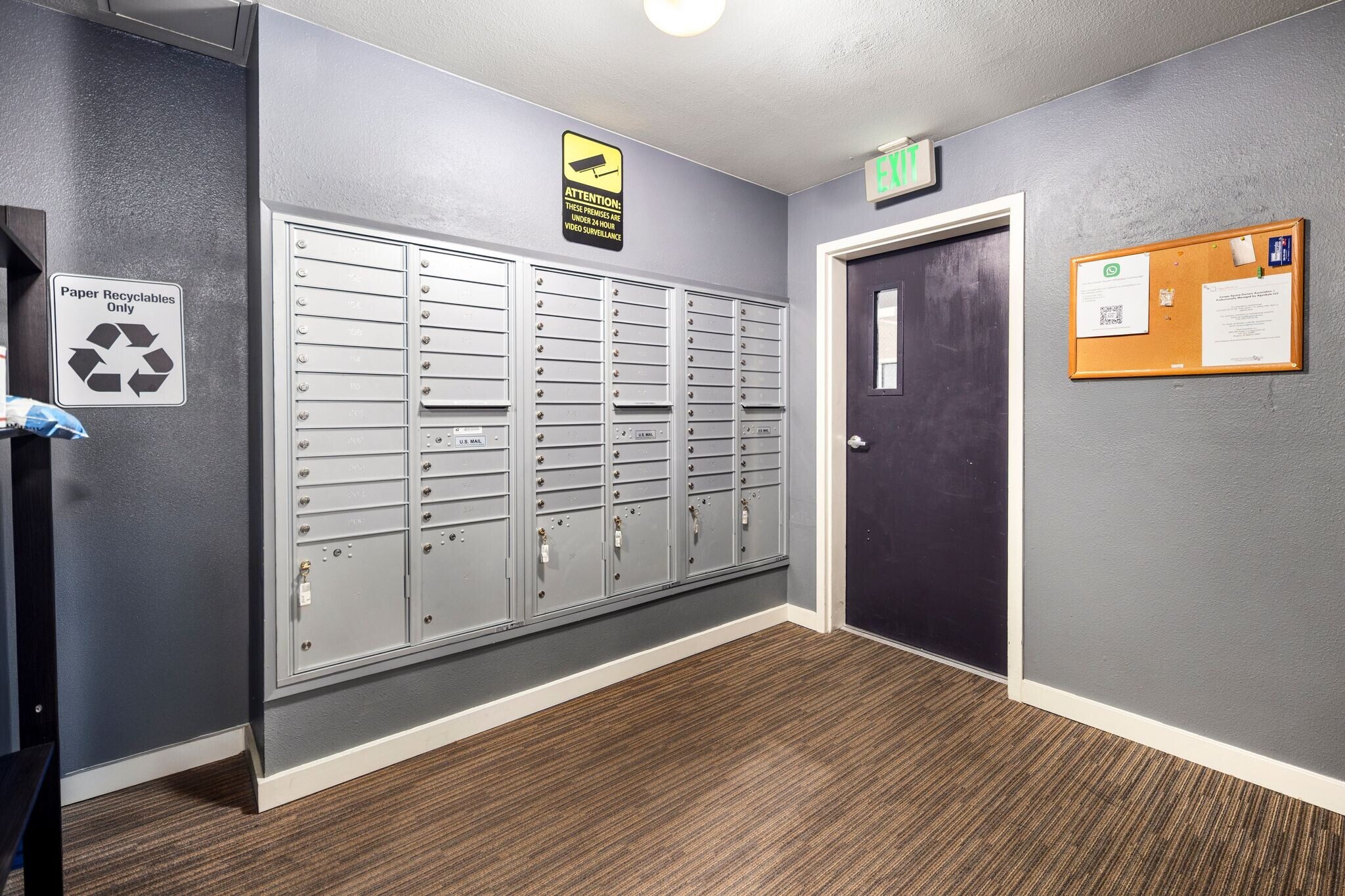 Building Photo - 8745 Greenwood Ave N APT 207,