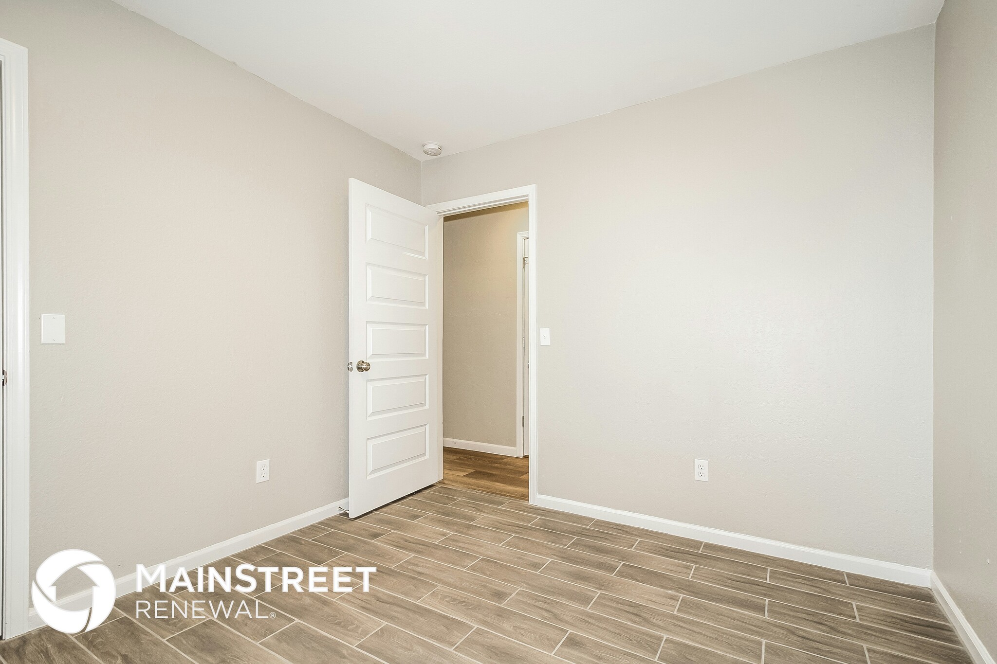 Building Photo - 9129 Apple Dr