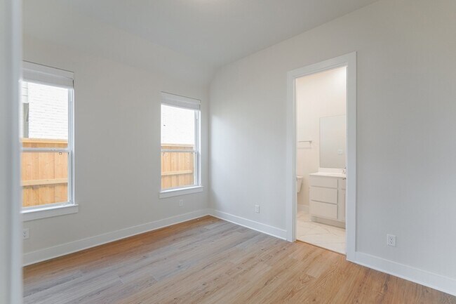 Building Photo - 28156 Graywood Dr