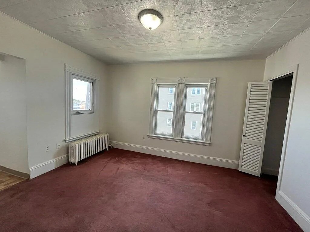 Building Photo - 78 Falcon St