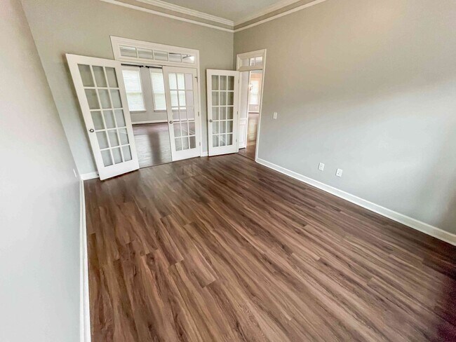 Building Photo - Kennesaw 4BR/3.5BA, Over 3700', 3-Car Garage