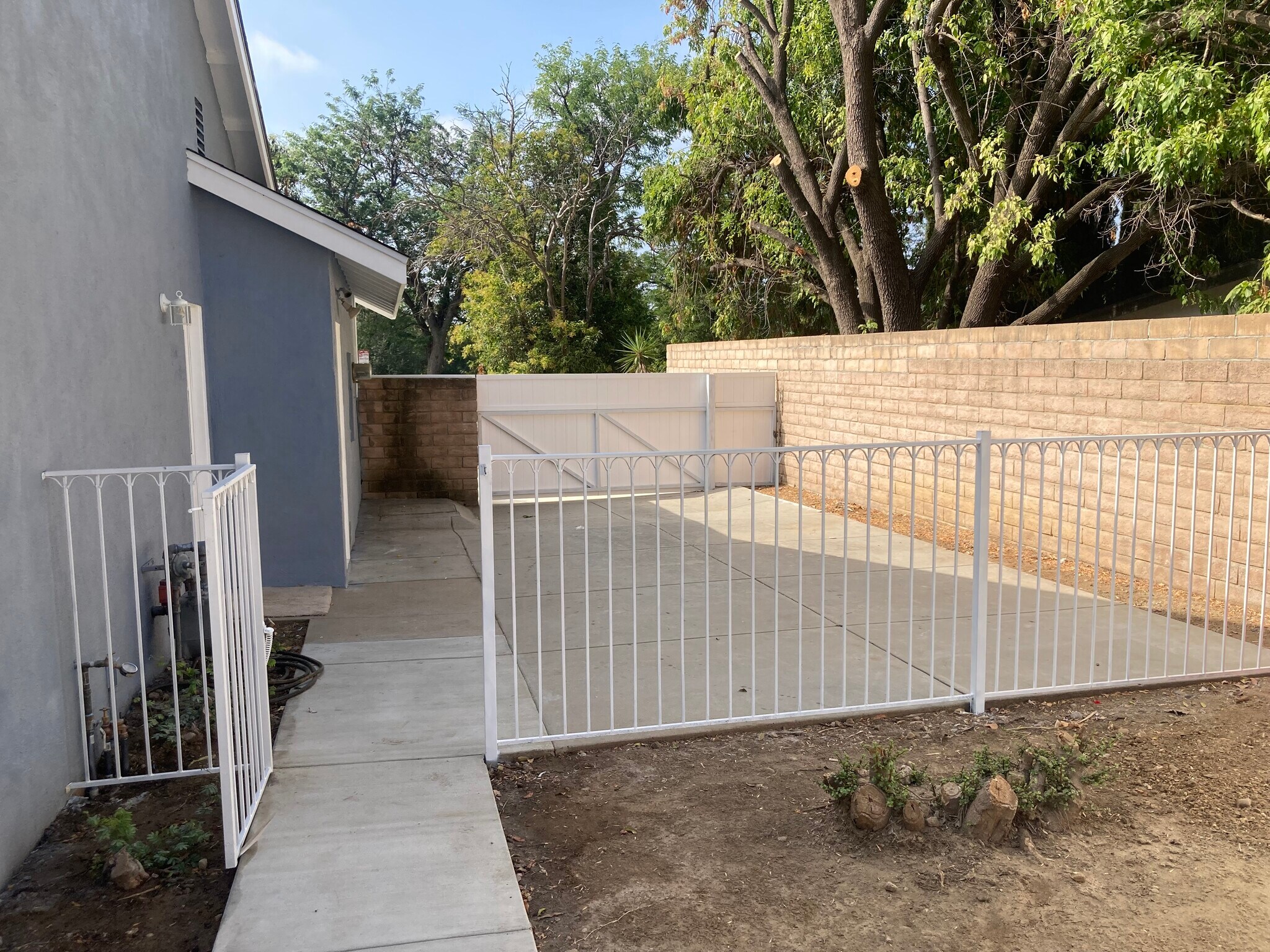 RV Parking - 20333 Germain St