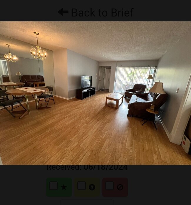 Building Photo - 6550 W Belmont Ave