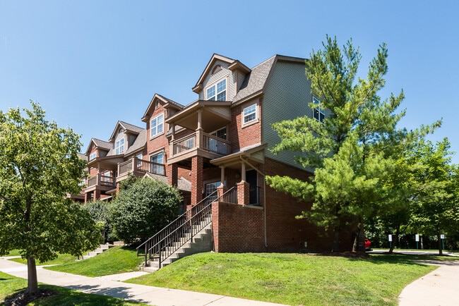 Building Photo - 2865 Barclay Wy