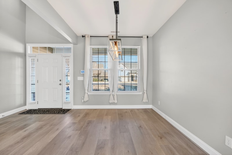 Building Photo - 3325 Lacewing Dr