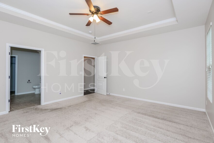 Building Photo - 618 Gardenbrook Trl