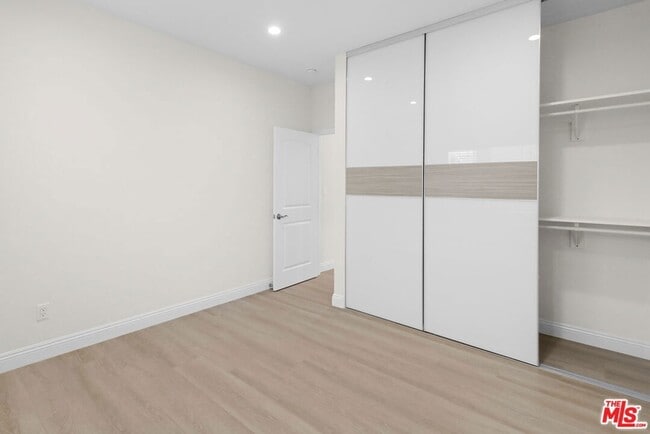 Building Photo - 2445 Harwood St